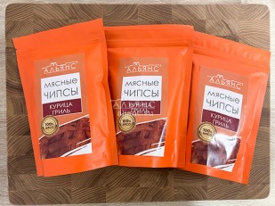 Кукурузные шарики со вкусом сыра: Мясо (АЛЬЯНС) вяленое курица 