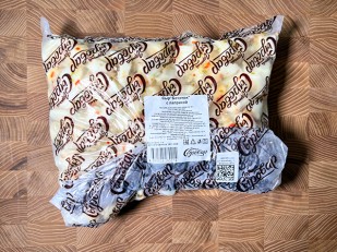 Сыр 1 кг ГОРНЫЙ СЫРОВАР (Косичка копчёная): Сыр ГОРНЫЙ СЫРОВАР (Бочонок с паприкой)